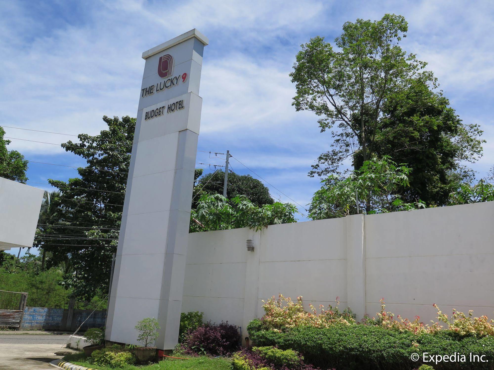 The Lucky 9 Budget Hotel Tagum Exterior photo