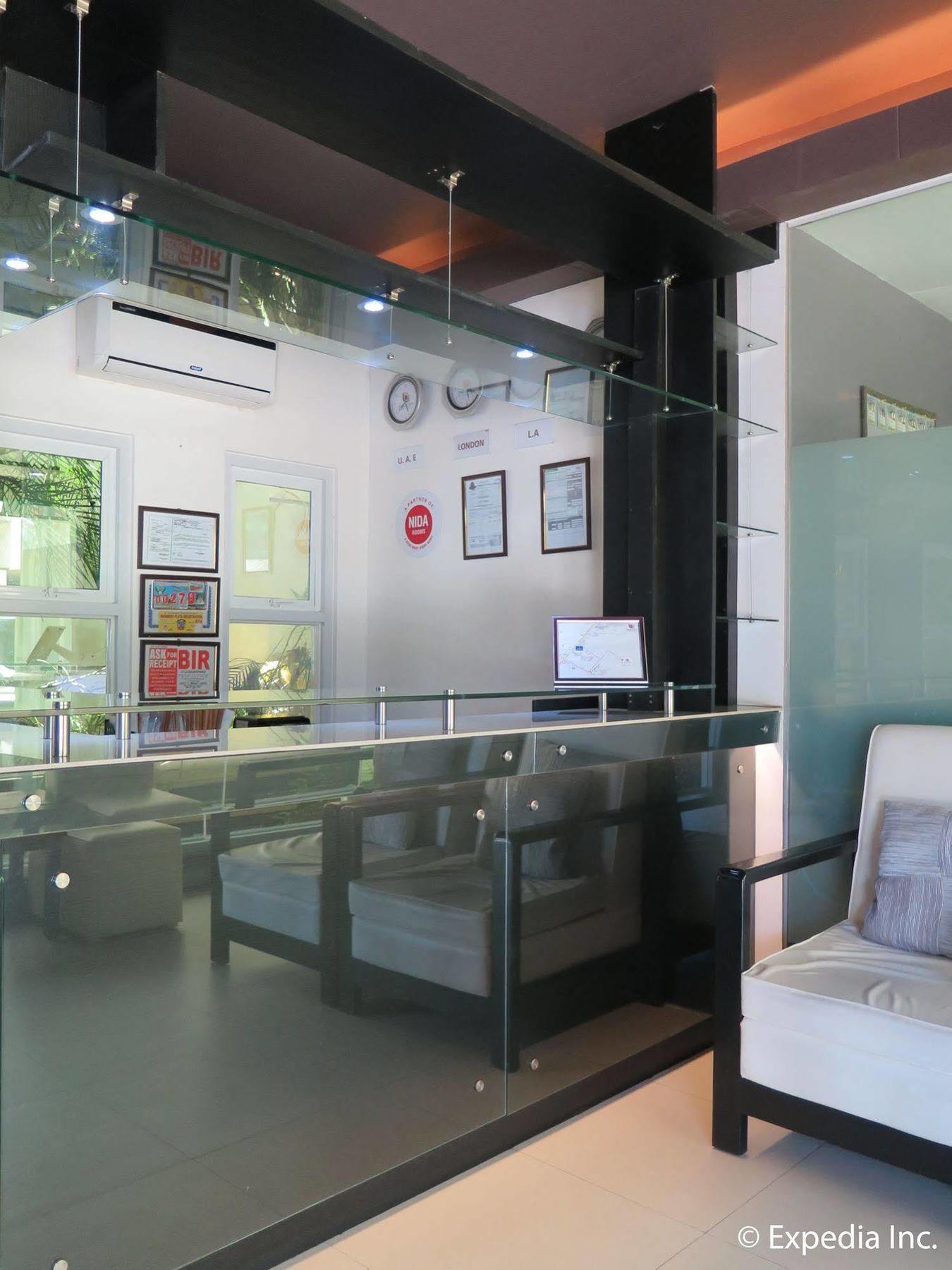 The Lucky 9 Budget Hotel Tagum Exterior photo