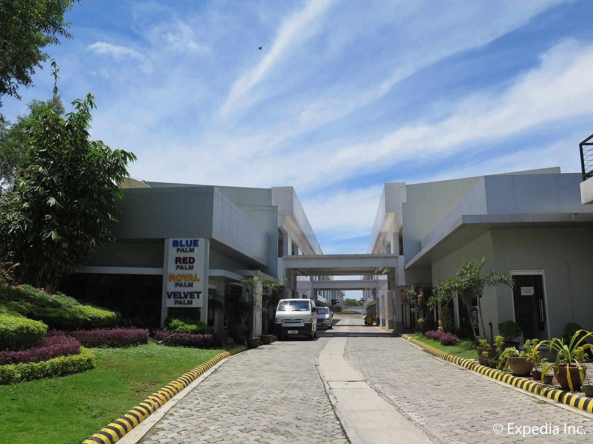 The Lucky 9 Budget Hotel Tagum Exterior photo