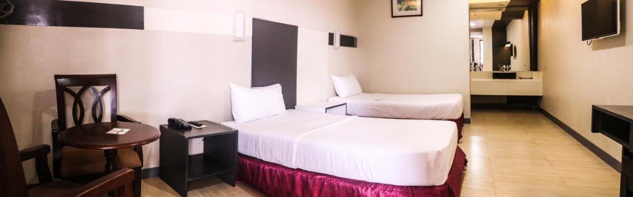 The Lucky 9 Budget Hotel Tagum Exterior photo